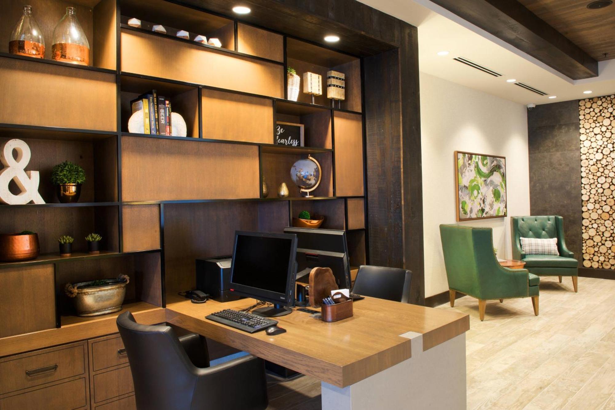 Springhill Suites By Marriott Bend Eksteriør billede