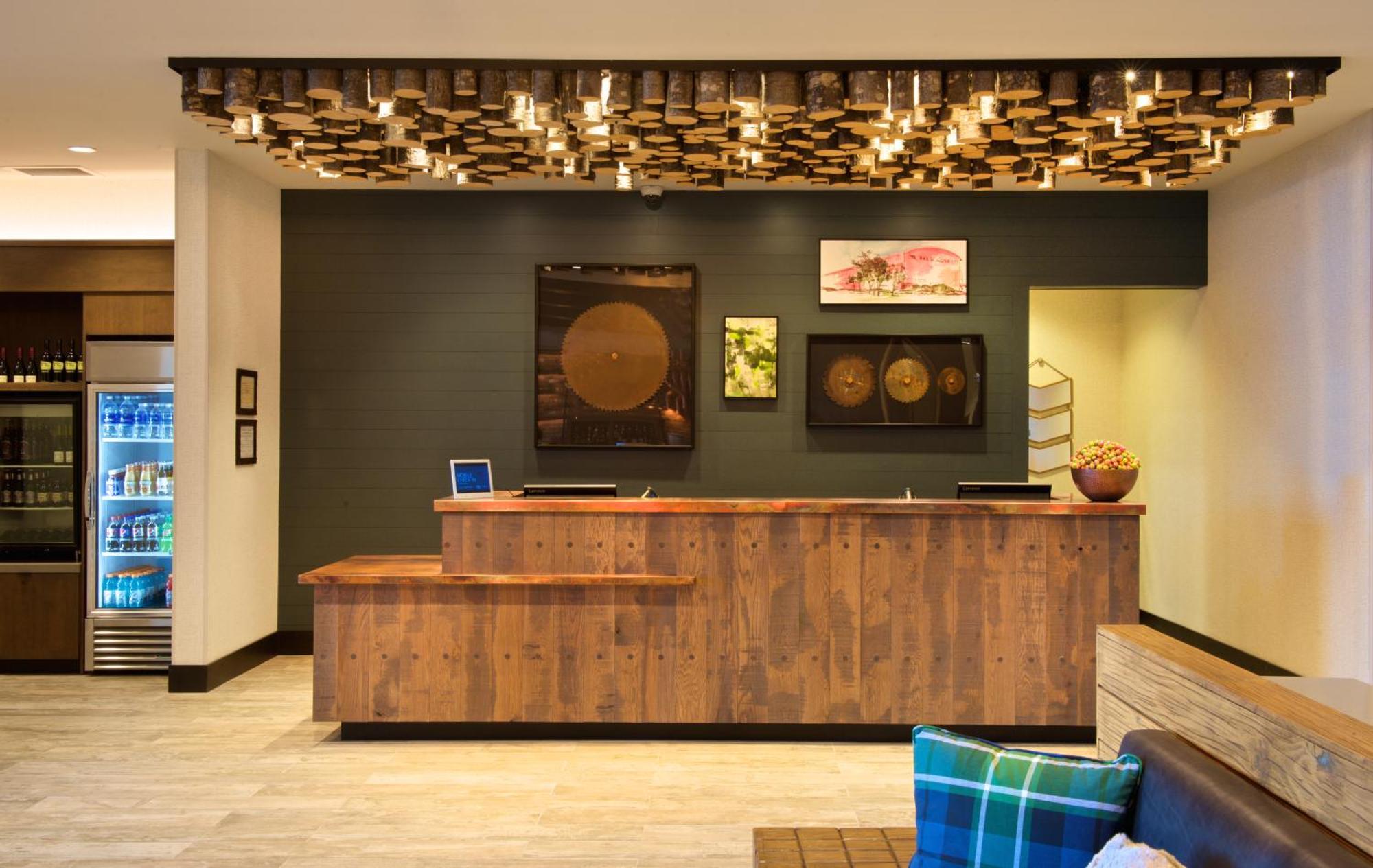 Springhill Suites By Marriott Bend Eksteriør billede