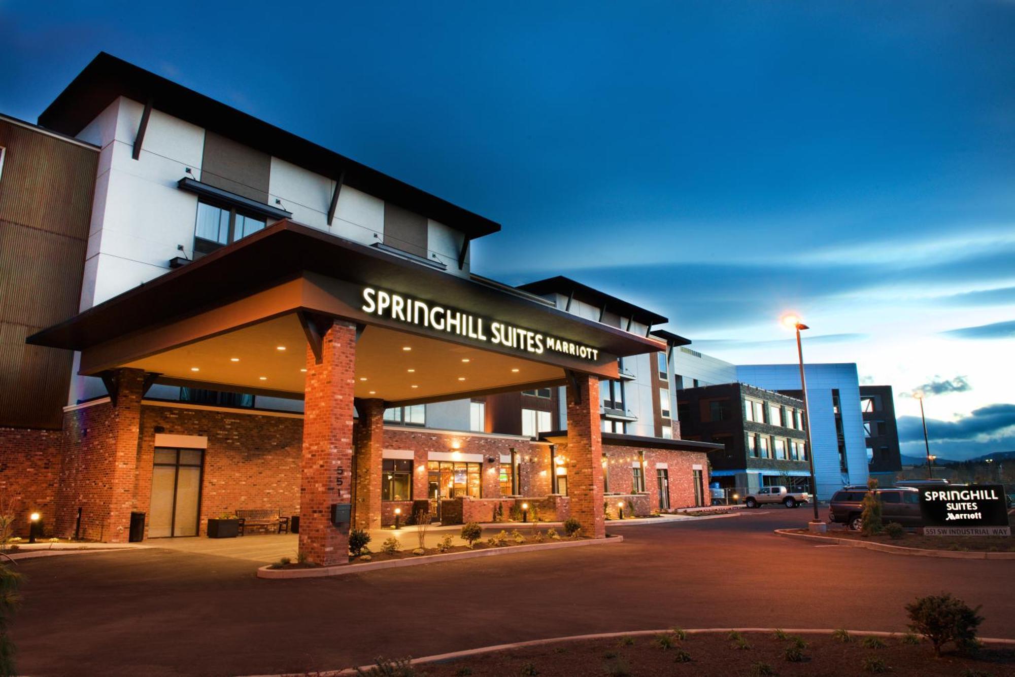 Springhill Suites By Marriott Bend Eksteriør billede