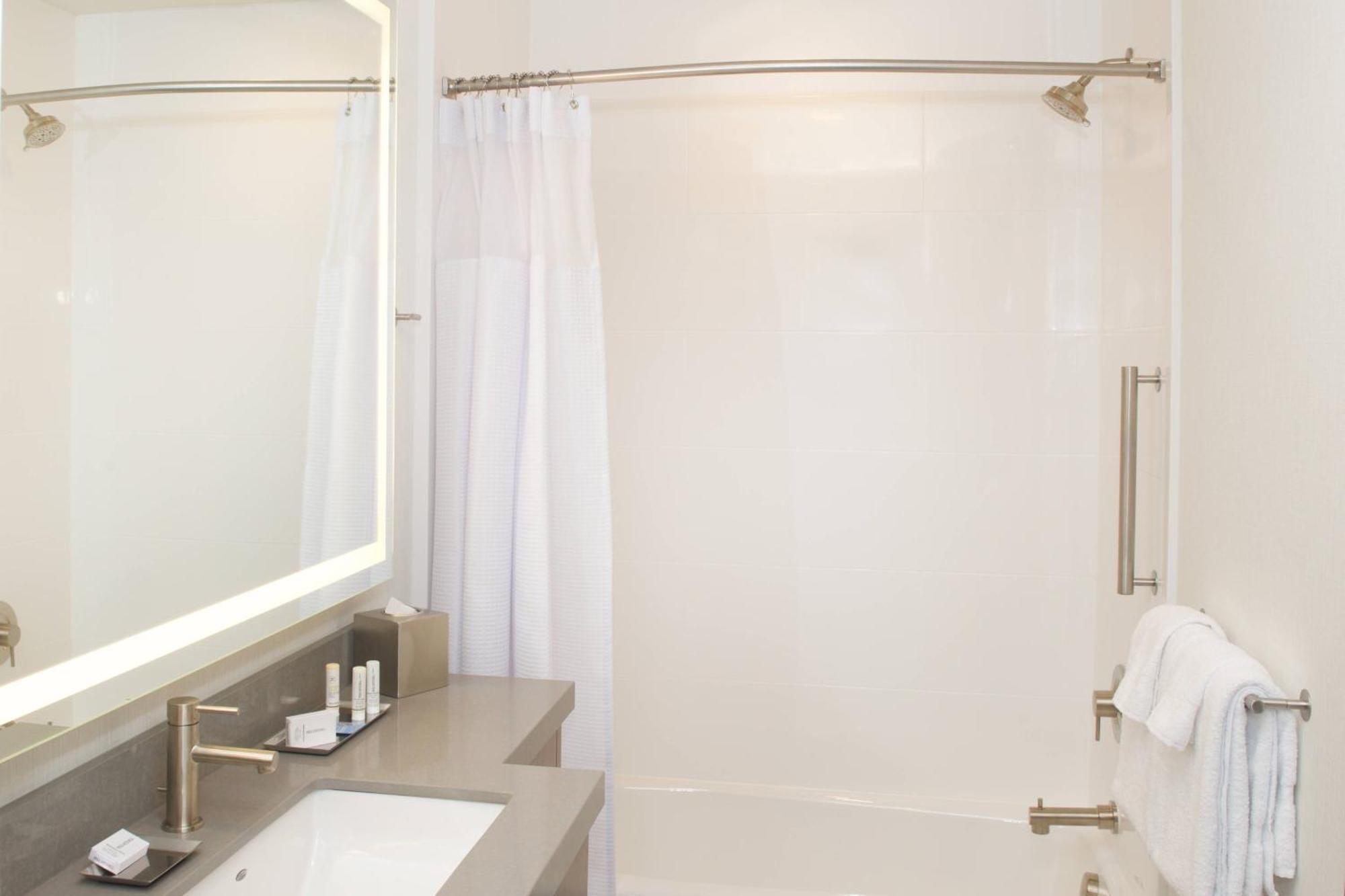 Springhill Suites By Marriott Bend Eksteriør billede